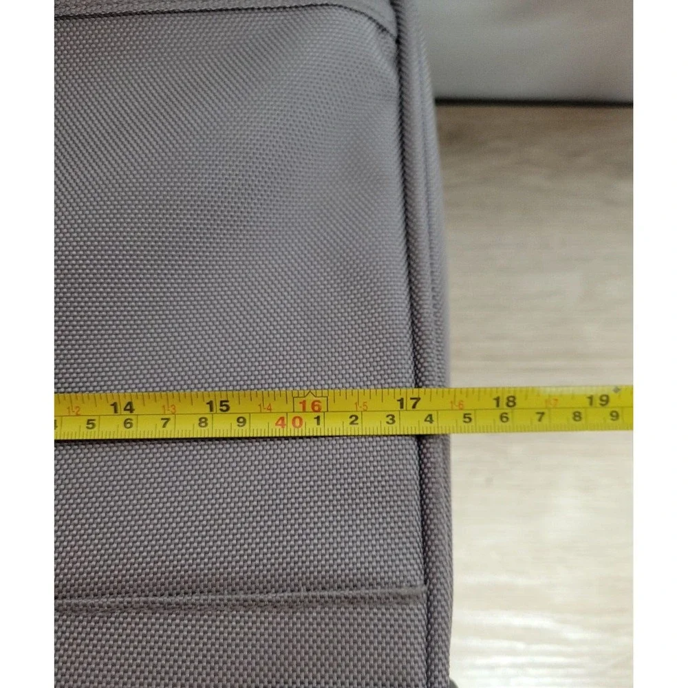 Sharper Image Rolling Carry On Suitcase‎ with Handle- Gray